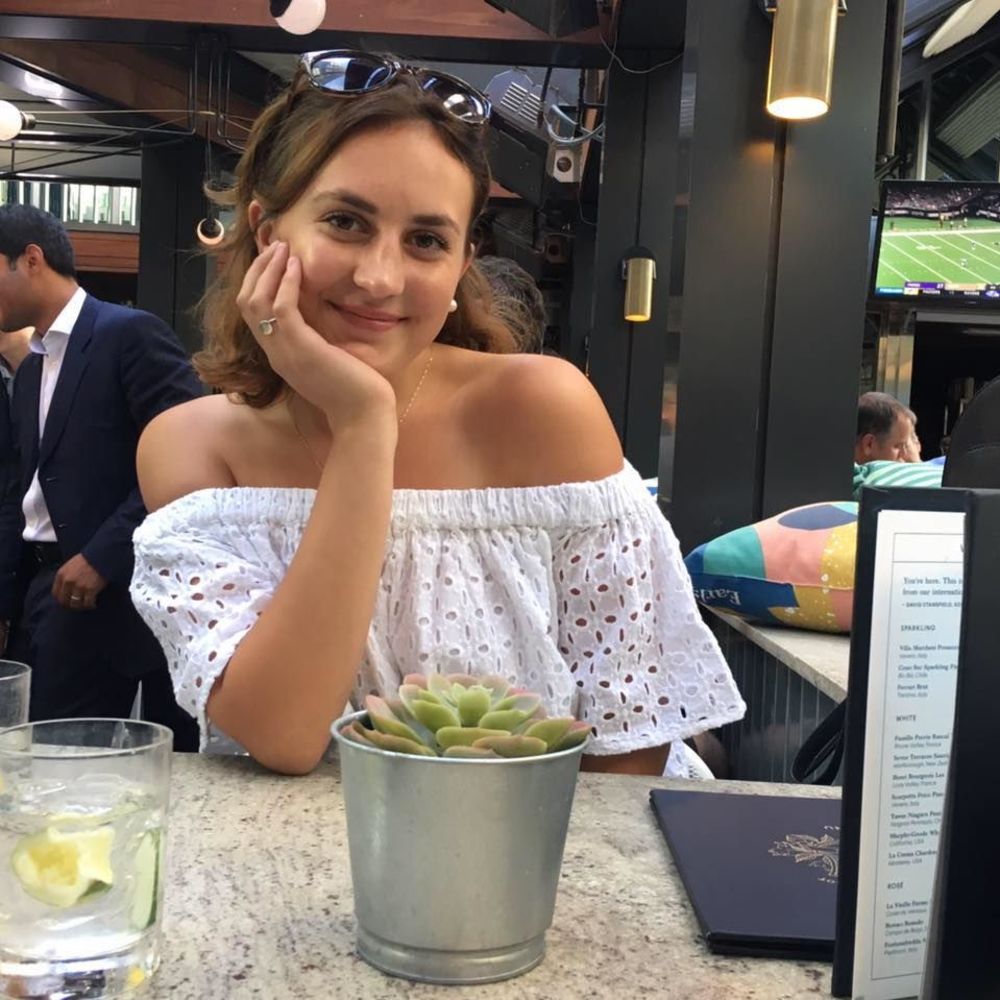 Meet your Posher, Victoria
